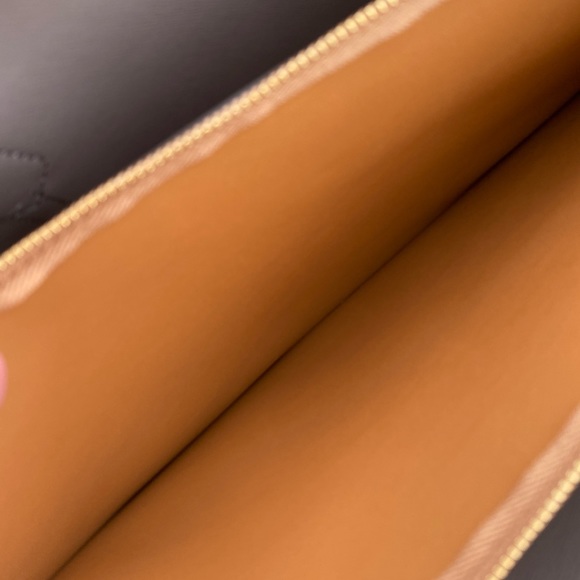 Brand new 🌻🌼🌾Tory Burch tote 🔥👌🏼 - Picture 9 of 11